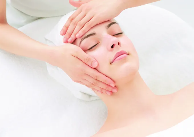 NEMU フェイシャル