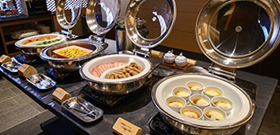 朝食